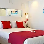 Lägenhetshotell Aggeliki's Diamond 4*