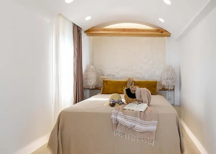 Aggeliki's Diamond Aparthotel Agia Anna (Naxos)